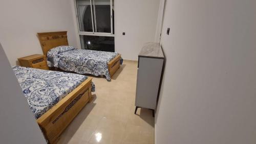 Al Bahraoyine Apartment | Appartement confortable avec vue sur la baie de Tanger et detroit de Gibraltar,situé en face de Mnar de Tanger ,Nouinouich, Residence avec piscine collective