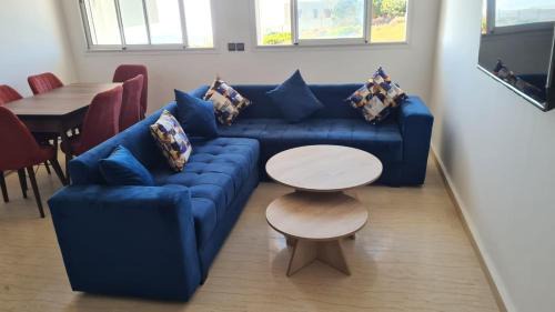 Al Bahraoyine Apartment | Appartement confortable avec vue sur la baie de Tanger et detroit de Gibraltar,situé en face de Mnar de Tanger ,Nouinouich, Residence avec piscine collective