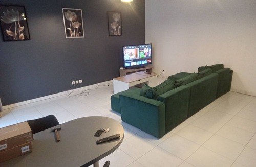 Epinal Apartment | Appartement Contemporain à Quelques Minutes du Centre et de la Gare Ferroviaire