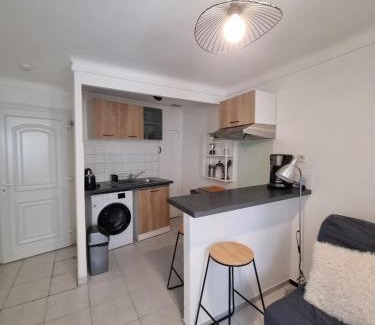 Le Boulou Apartment | Appartement coquet Le Boulou