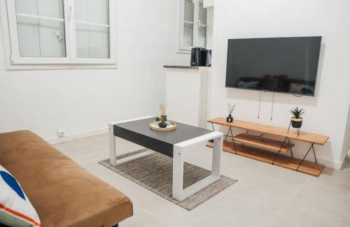 Neuilly-Plaisance Apartment | Appartement Cosy près de Paris et Disney