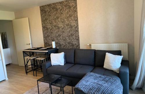 Alfortville Apartment | Appartement cosy à Alforville avec Parking