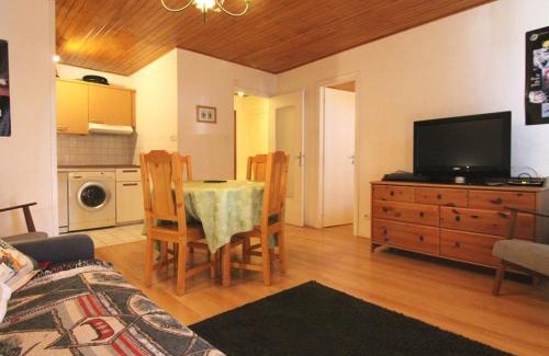 Cognet Apartment | Appartement cosy à L'Alpe d'Huez, 5 pers, balcon, proche pistes et centre, animaux acceptés - FR-1-405-9