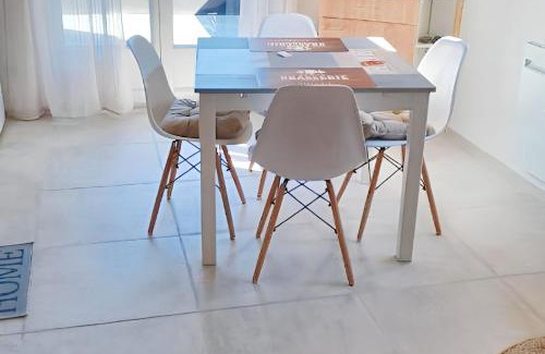 Publier Apartment | Appartement cosy à Publier - 30 m², terrasse ensoleillée