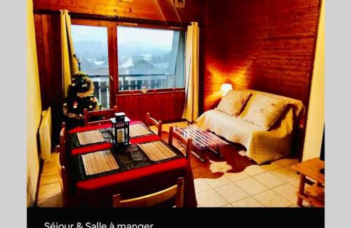 Samoens Apartment | Appartement cosy à Samoëns de 57 m² avec balcon.