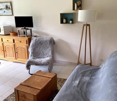 Les Fourgs Apartment | Appartement cosy 1 chambre avec balcon enStation de ski