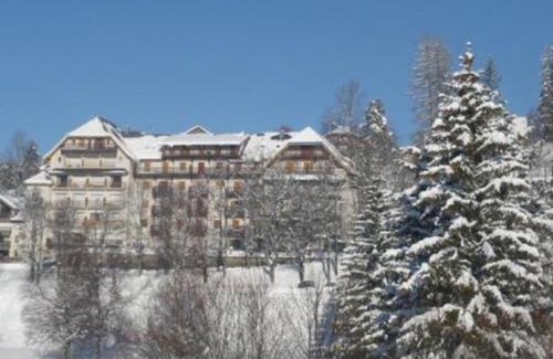 Villard-de-Lans Apartment | Appartement cosy avec parking privé et balcon à 5 min du centre de Villard-de-Lans - FR-1-515-94