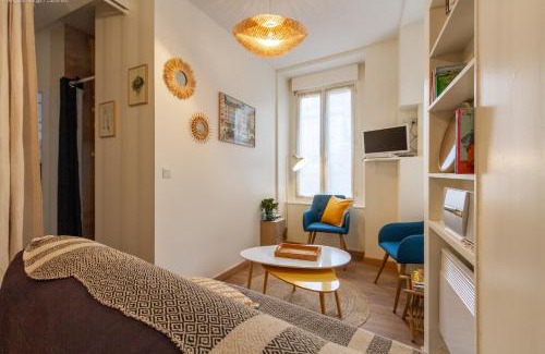 Cauterets Apartment | Appartement cosy au cœur de la ville, au calme avec Wifi et linge de maison inclus
