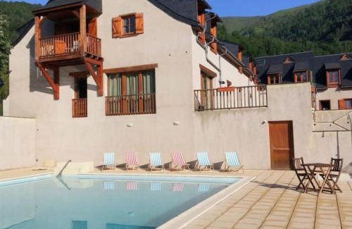 Vignec Apartment | Appartement cosy avec balcon, piscine saisonnière, proche Saint-Lary-Soulan, jusqu'à 6 personnes - FR-1-504-148