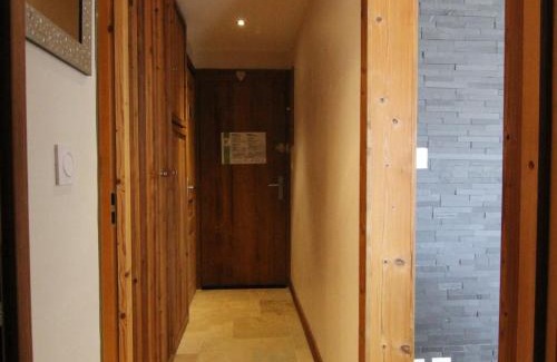 Jeux Apartment | Appartement cosy avec balcon, 6 pers, proche pistes et commerces, Huez - FR-1-405-199