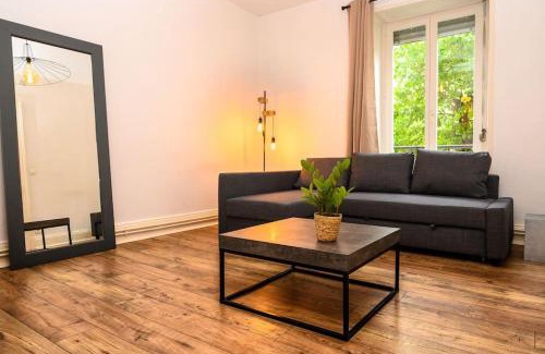 Mulhouse Apartment | Appartement Cosy avec jardin