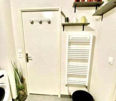 Cenon Apartment | Appartement cosy - balcon - parking gratuit - 10min centre ville