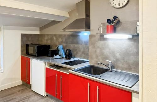 Aurillac Apartment | Appartement cosy cœur d'Aurillac, 2 lits, Wifi