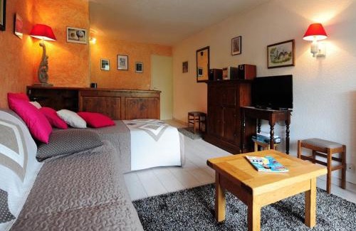 Les Menuires Apartment | Appartement cosy centre Les Menuires - 5 pers, WIFI, animaux ok - FR-1-574-22
