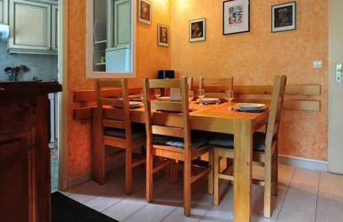Les Menuires Apartment | Appartement cosy centre Les Menuires - 5 pers, WIFI, animaux ok - FR-1-574-22