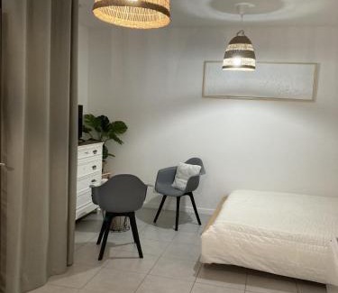 Le Cres Apartment | Appartement cosy centre du Crès