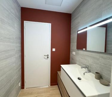 Rive Droite Apartment | Appartement Cosy en Centre-Ville