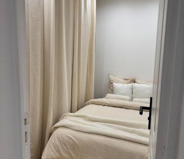 Petit-Ivry Apartment | Appartement cosy