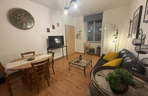 Lons-le-Saunier Apartment | Appartement cosy centre Lons Le Saunier