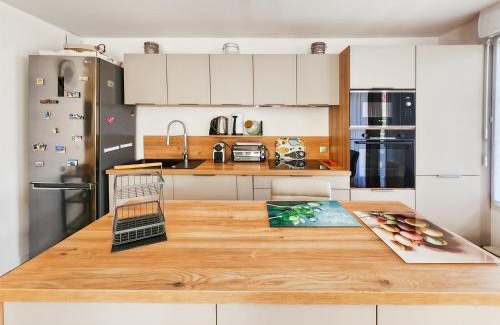 Magny-le-Hongre Apartment | Appartement cosy près Disney, jardin & terrasse