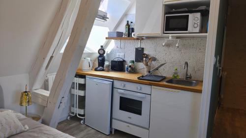 Nogent-le-Rotrou Apartment | Appartement cosy et calme, vue sur le château
