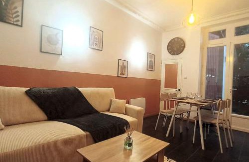 Angouleme Apartment | Appartement cosy jardin en ville