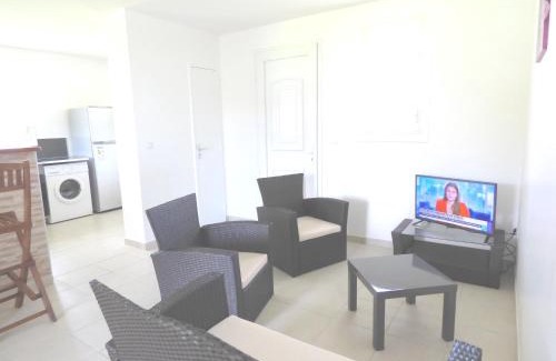 Trois-Ilets Apartment | Appartement cosy Les Trois-Îlets 85 m² jardin verdoyant
