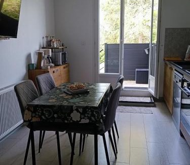 Chazey-sur-Ain Apartment | appartement cosy parking privé