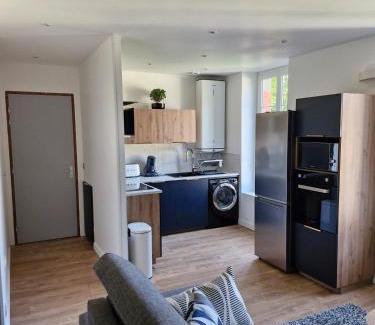 Aurillac Apartment | Appartement cosy, quartier calme