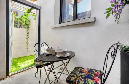 Roseraie Apartment | Appartement Cosy - Terrasse - Proche Métro