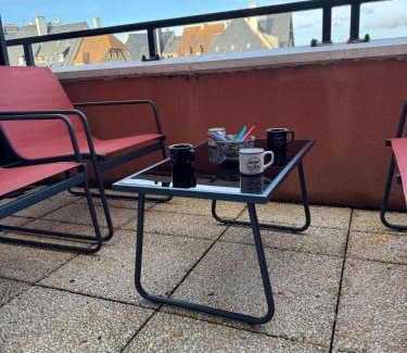 Port Guillaume Apartment | Appartement cosy vue port