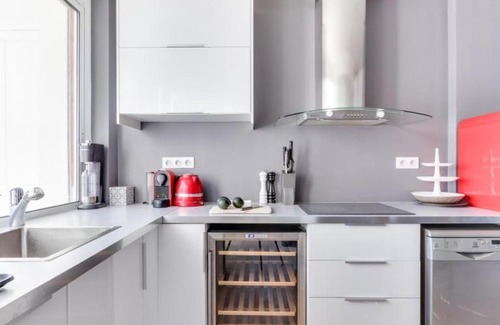 16th Arrondissement Apartment | Appartement d'Artiste, Terrasse Vue Tour Eiffel