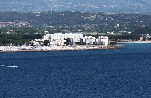 Mandelieu-la-Napoule Beach Apartment | Appartement dans résidence d'exception