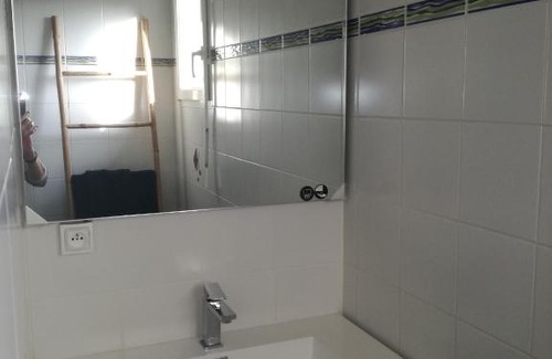 Saint-Michel-Escalus Apartment | Appartement dans maison mitoyenne