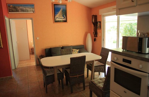 Saint-Michel-Escalus Apartment | Appartement dans maison mitoyenne
