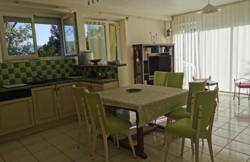 Saint-Affrique Apartment | Appartement dans maison individuelle LE CAYLUS BAS