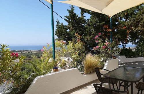 Patsianos Apartment | Appartement Dans Maison Typique Crétoise vue 180°