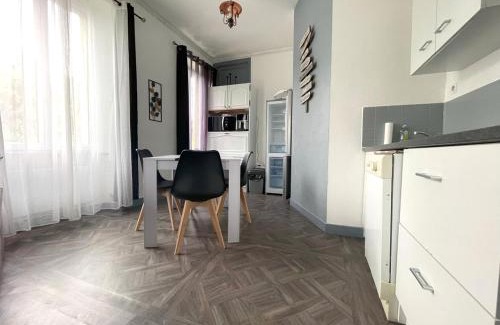 Begard Apartment | Appartement dans un parc arboré privé