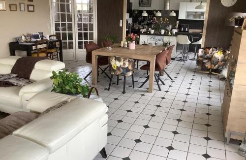 Sauveterre-de-Bearn Apartment | Appartement dans village médiéval
