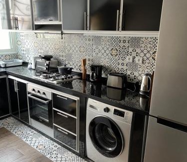 Oulad Azzouz Apartment | Appartement Dar Bouazza Tamaris Casablanca Airport AquaParc Fibre Orange Wifi Parking Security