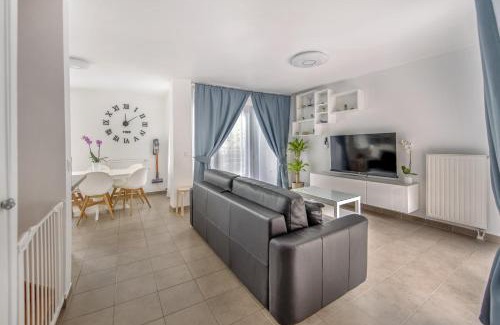 Juvisy-sur-Orge Apartment | Appartement de 4 chambres à 13 minutes de Paris (train)