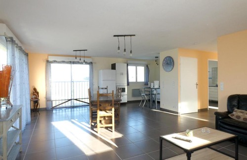 Pouillon Apartment | Appartement de 4 chambres avec piscine partagee terrasse et wifi a Pouillon