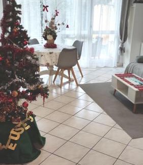 Acheres Apartment | Appartement de 51 m2 avec jardin de 51 m2, parking privé