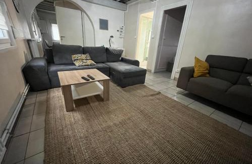 Valenciennes Apartment | Appartement de charme 40m2 proche Centre Hospitalier Valenciennes