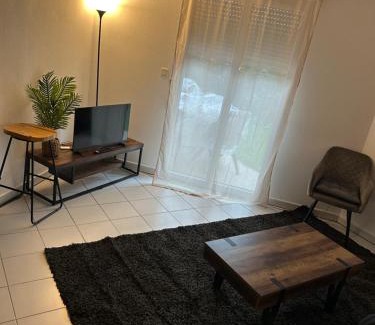 Portet-sur-Garonne Apartment | Appartement deux chambres jardin parking