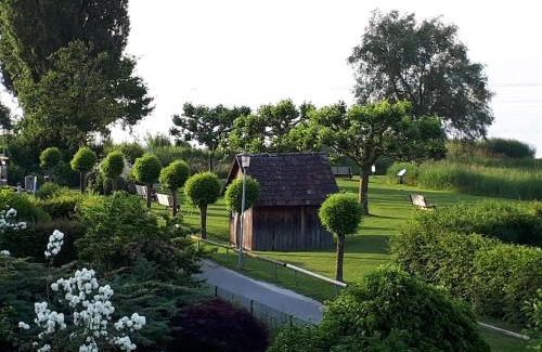 Immenstaad am Bodensee Apartment | Appartements Bank Am See