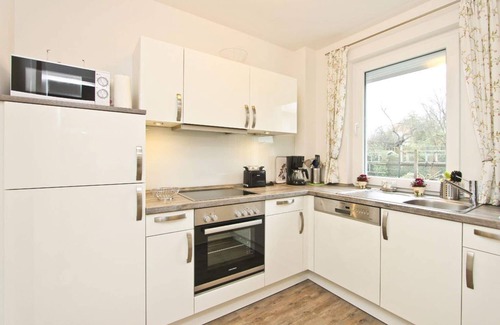 Timmendorfer Strand Apartment | Appartementhaus Zur Sonne - Whg. 2