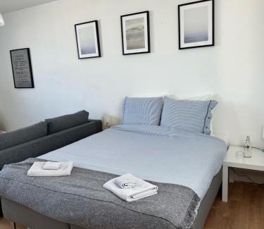 Treboul Apartment | Appartement Design VI Port de Tréboul Douarnenez