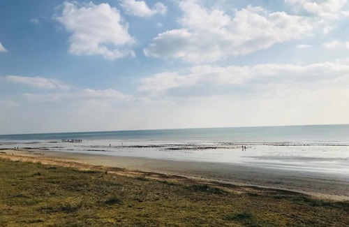 Saint-Jean-de-Monts Apartment | Appartement du golf, piscine, forêt et plage.