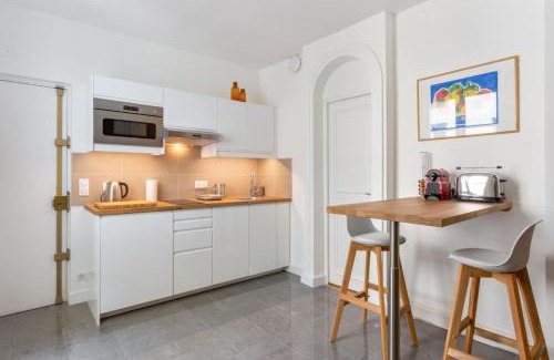Quartier de la Place-Vendome Apartment | Appartement du Marché St Honoré - Welkeys